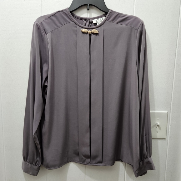 Nicola Lavender Silk Like Long Sleeve Button Back Top Korean Inspired Size 10 - Picture 1 of 13